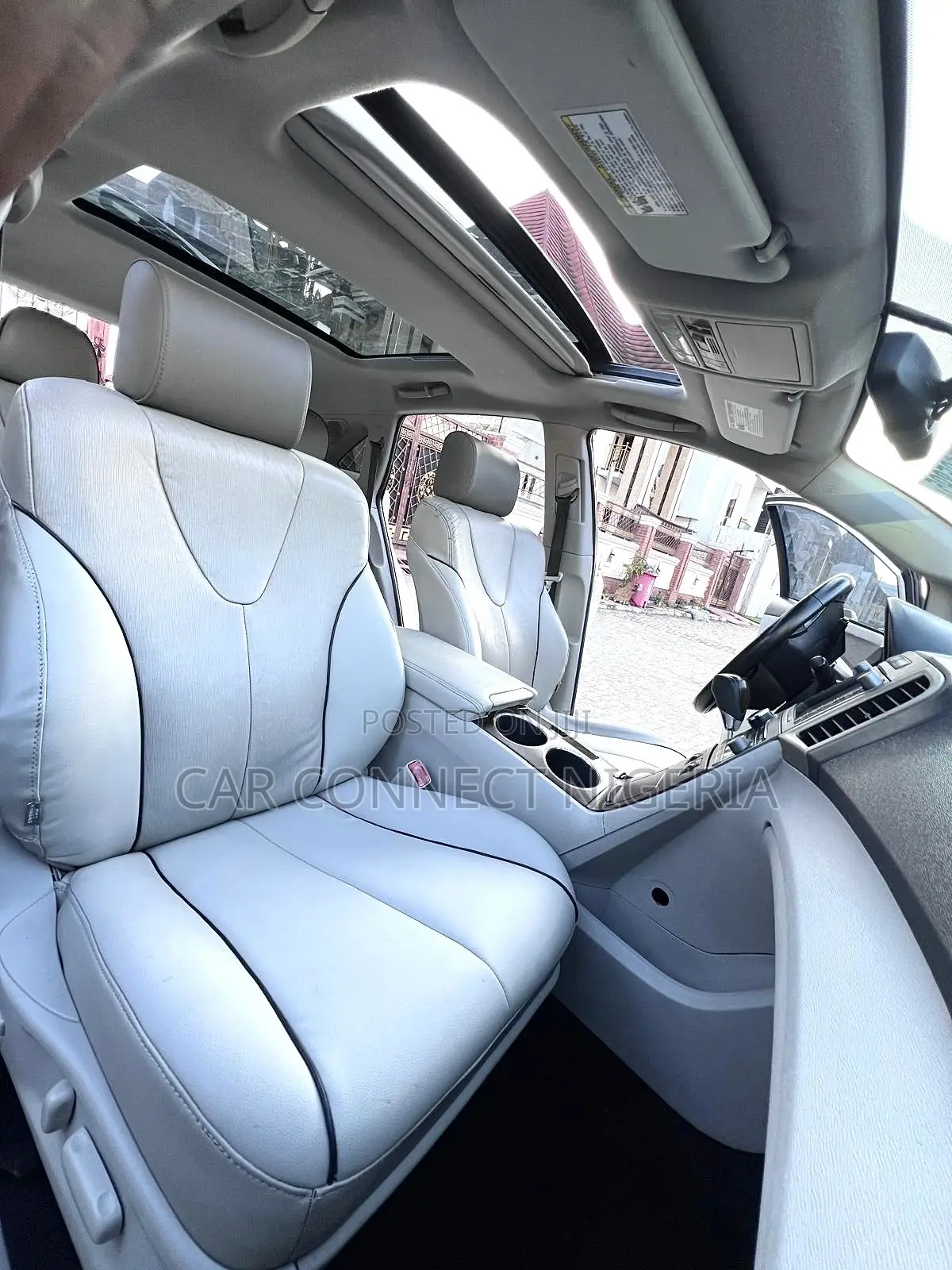 Toyota Venza AWD 2010 Silver