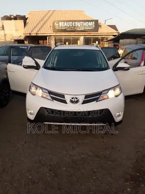 Toyota RAV4 2014 White