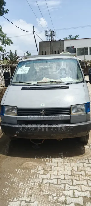Volkswagen Transporter 2004 Grey