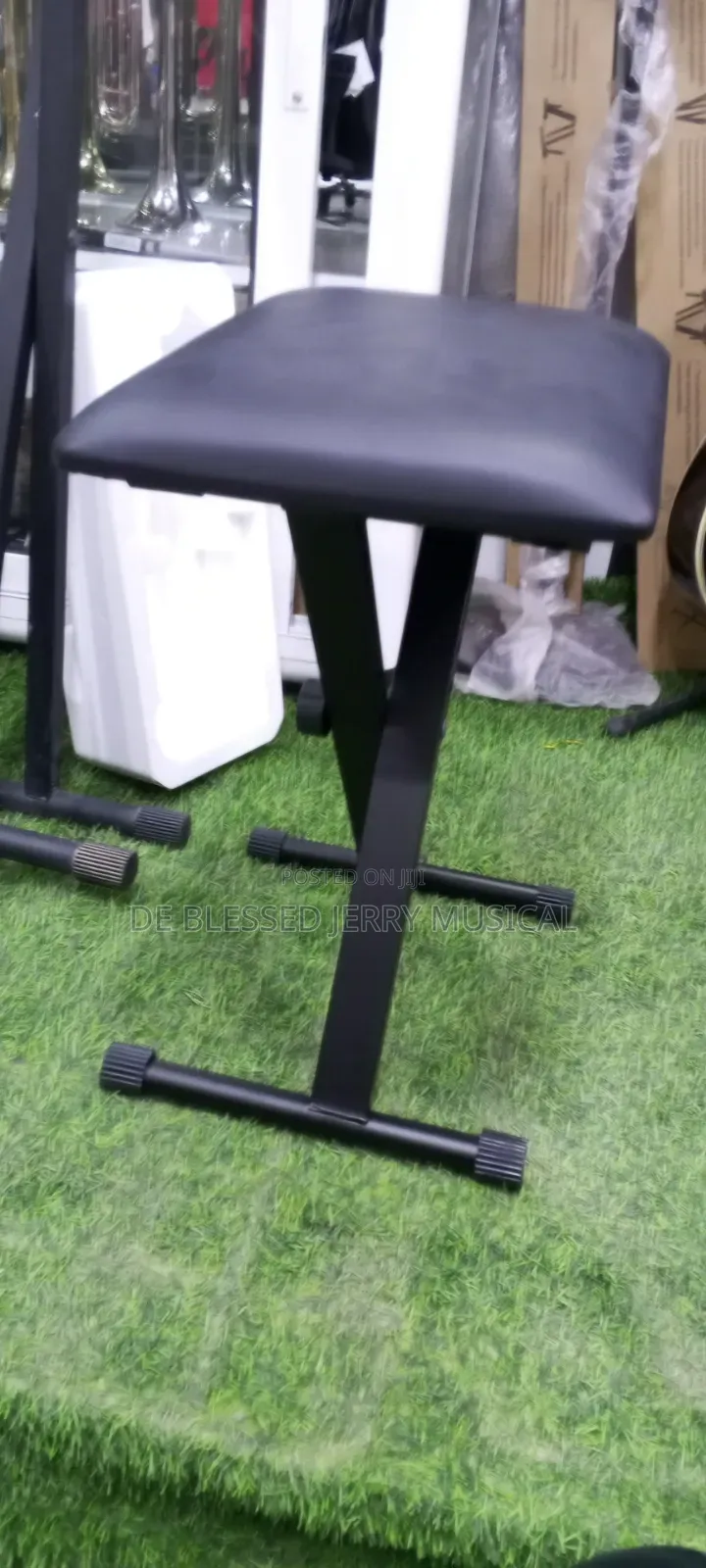 Adjustable Piano Bench