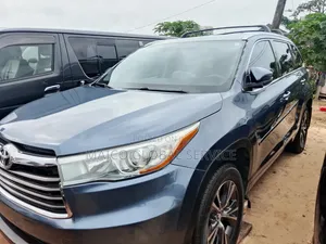 Toyota Highlander 2016 Blue