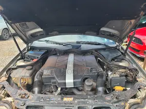 Mercedes-Benz C320 2004 Gold