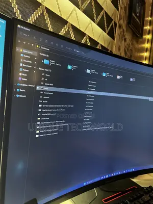 G32QC 32 Inches Curved Gaming Monitor