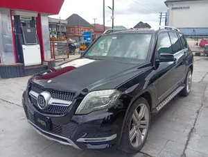Mercedes-Benz GLK-Class 2011 Black