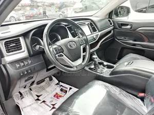 Toyota Highlander 2018 Gray