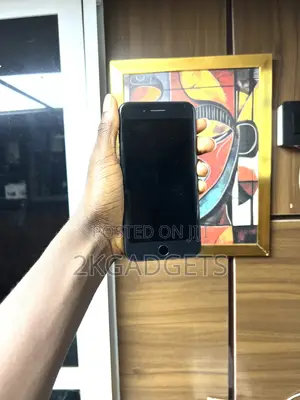 Apple iPhone 7 Plus 128 GB Black