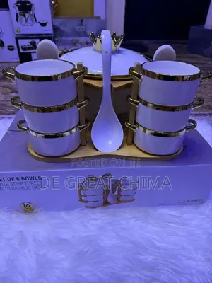 Luxury Ceramic  Tea Pot With Tea Soup and Tray