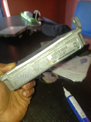 Honda Civic 2001/2006 ECU (Engine Control Unit) Brainbox.