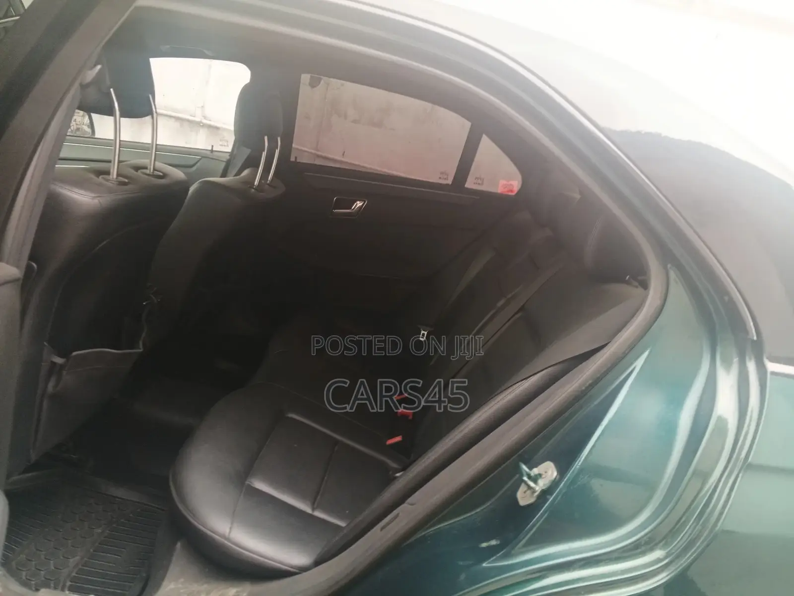Mercedes-Benz E350 2010 Green