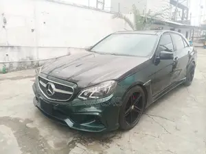 Mercedes-Benz E350 2010 Green