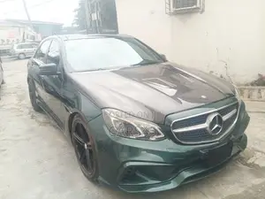 Mercedes-Benz E350 2010 Green
