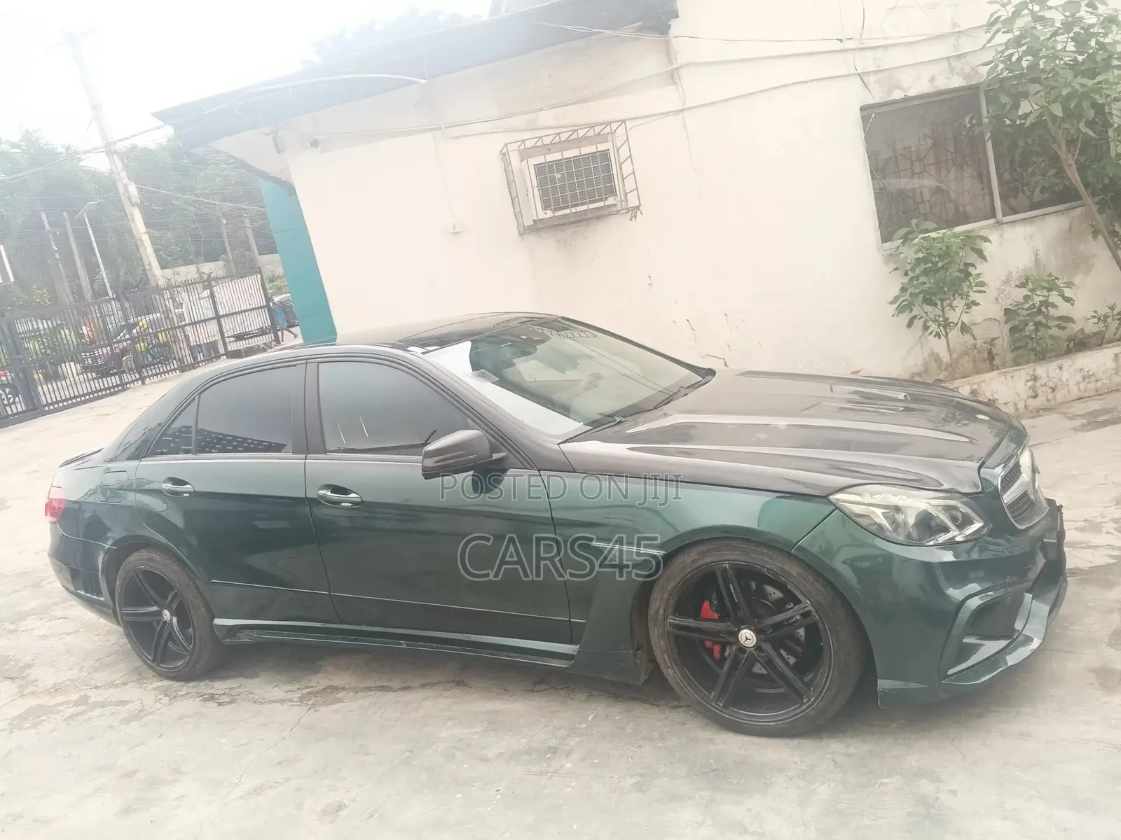 Mercedes-Benz E350 2010 Green