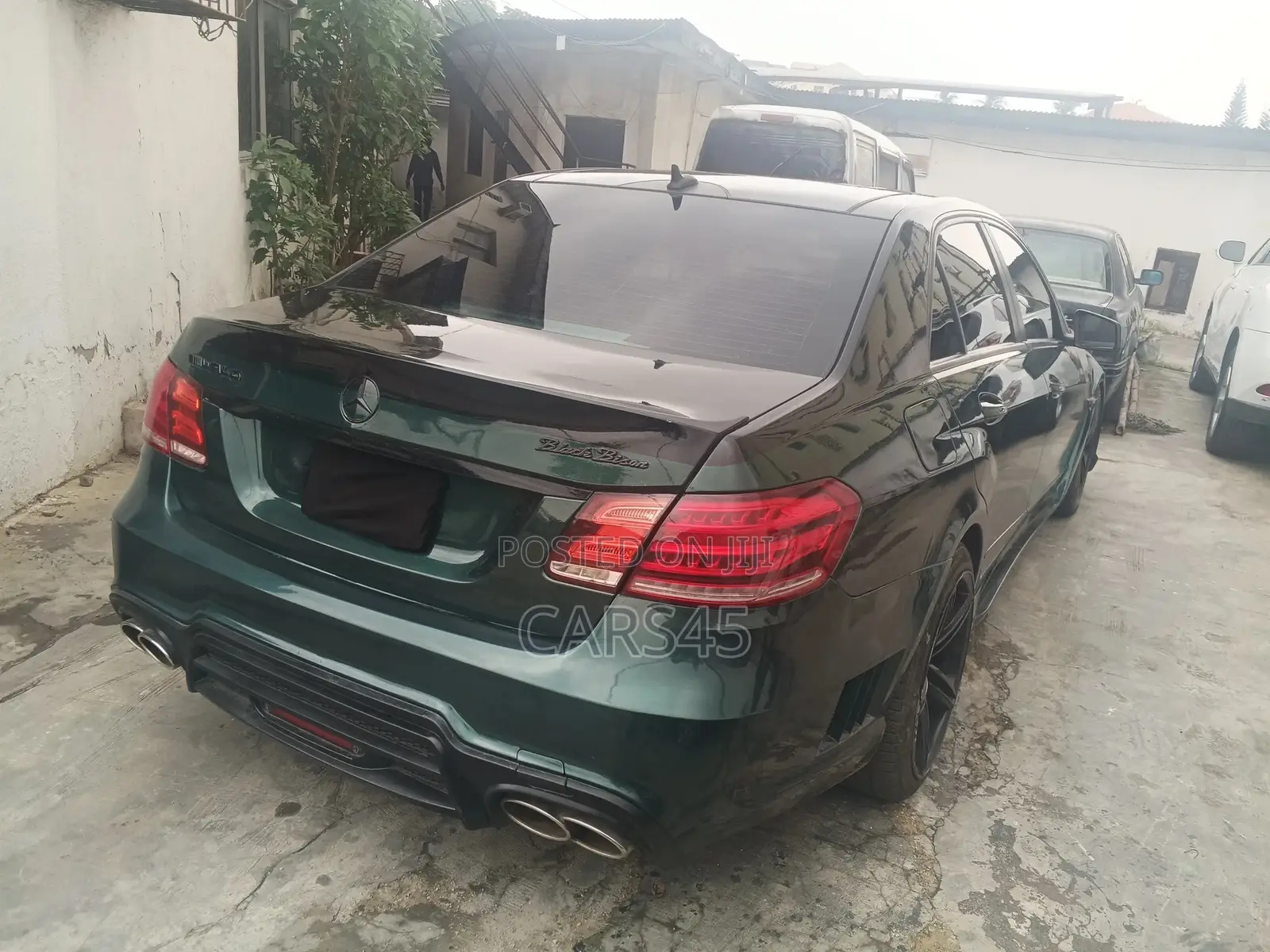 Mercedes-Benz E350 2010 Green
