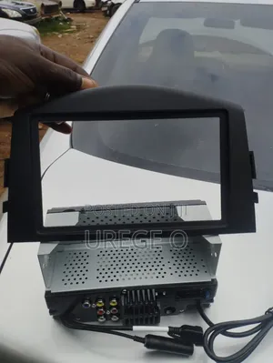 Toyota Rav4 Stereo