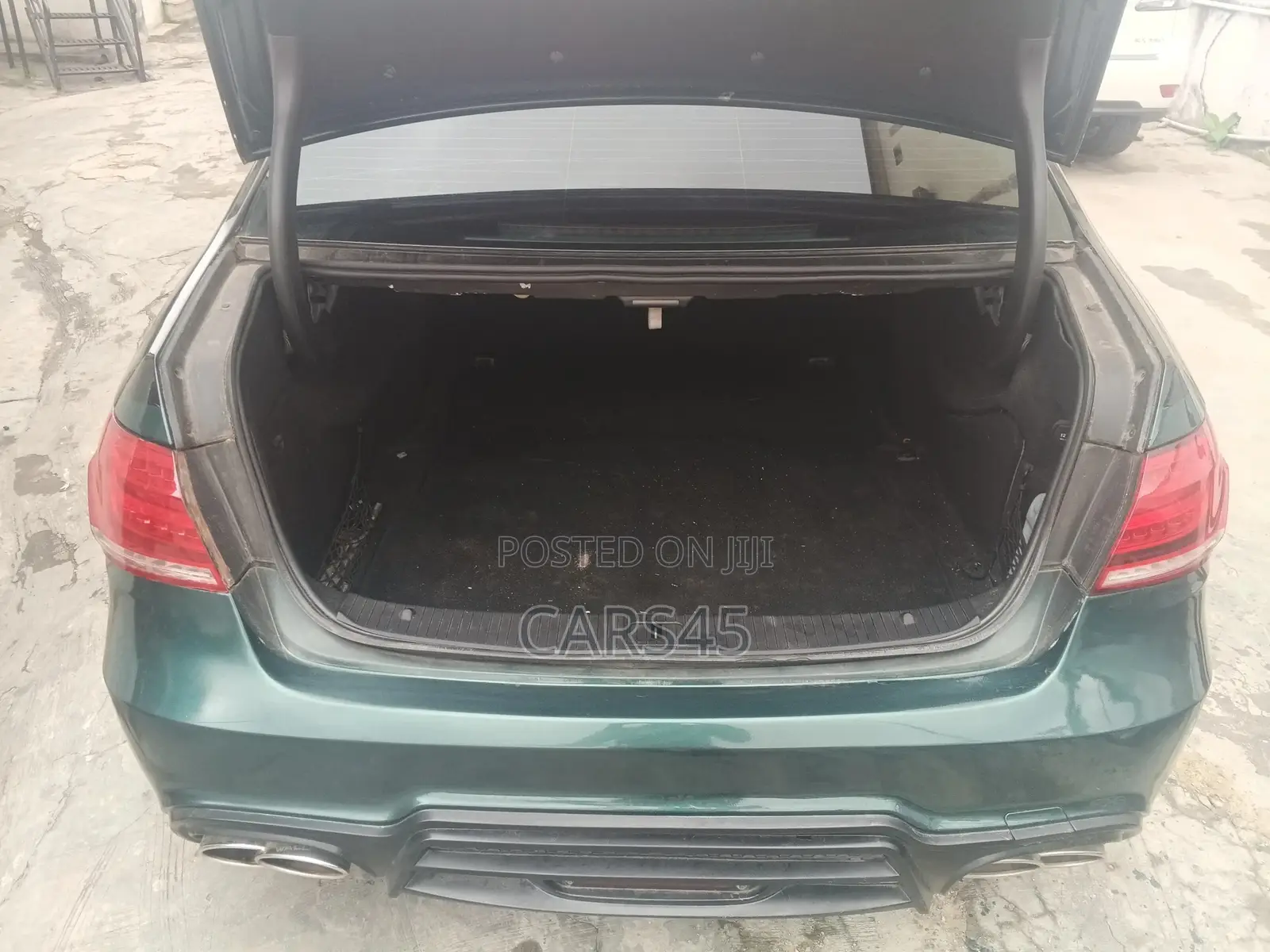 Mercedes-Benz E350 2010 Green