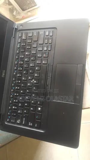 Laptop Dell Latitude 5480 8GB Intel Core i5 SSD 256GB
