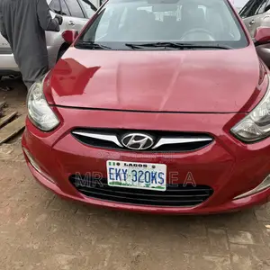 Hyundai Accent 2012 Red