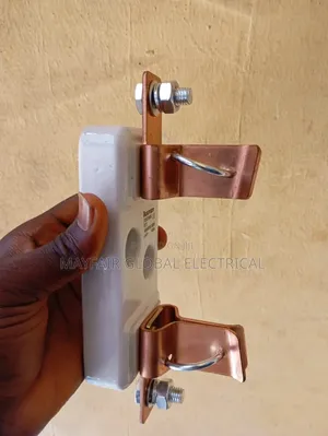 High-Quality Standard 400A Pure Copper Fuse Base ( 3 Pieces Set )