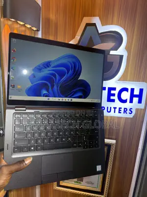 Laptop Dell Latitude 5300 8GB Intel Core i7 SSD 256GB