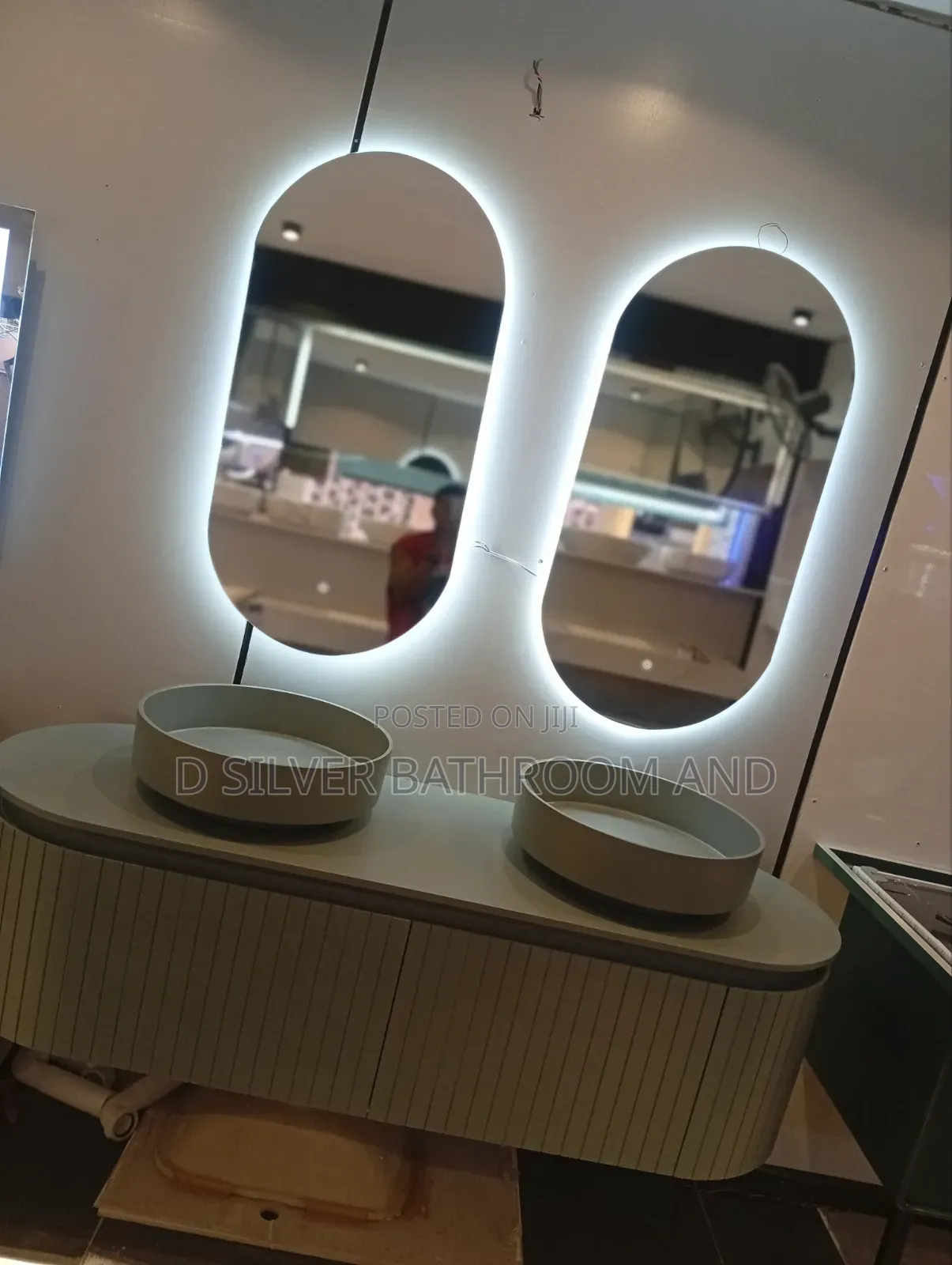 Cabinet Basin