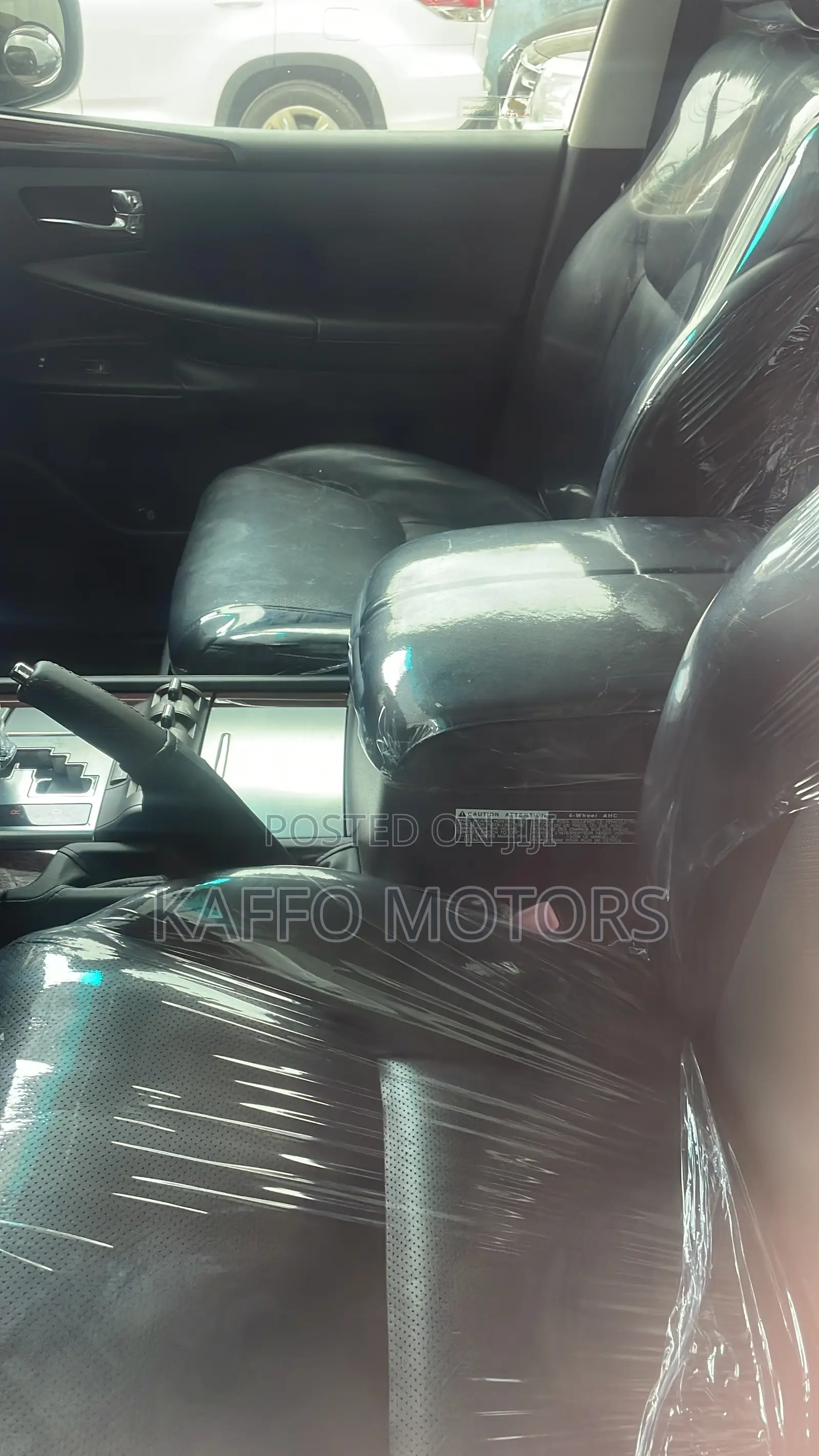 Lexus LX 570 2011 Silver