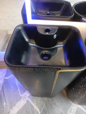 Long Washing Hands Basin