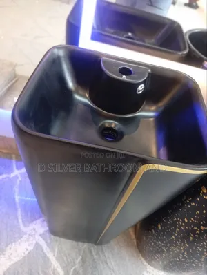 Long Washing Hands Basin