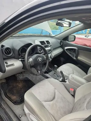 Toyota RAV4 2010 Black