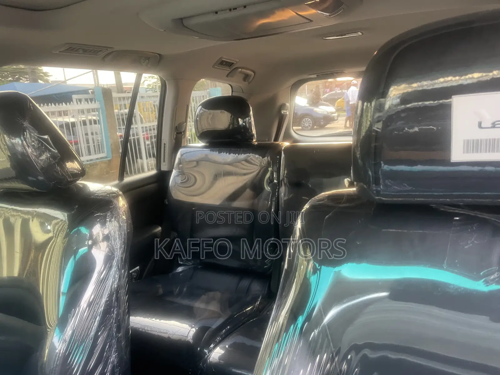 Lexus LX 570 2011 Silver