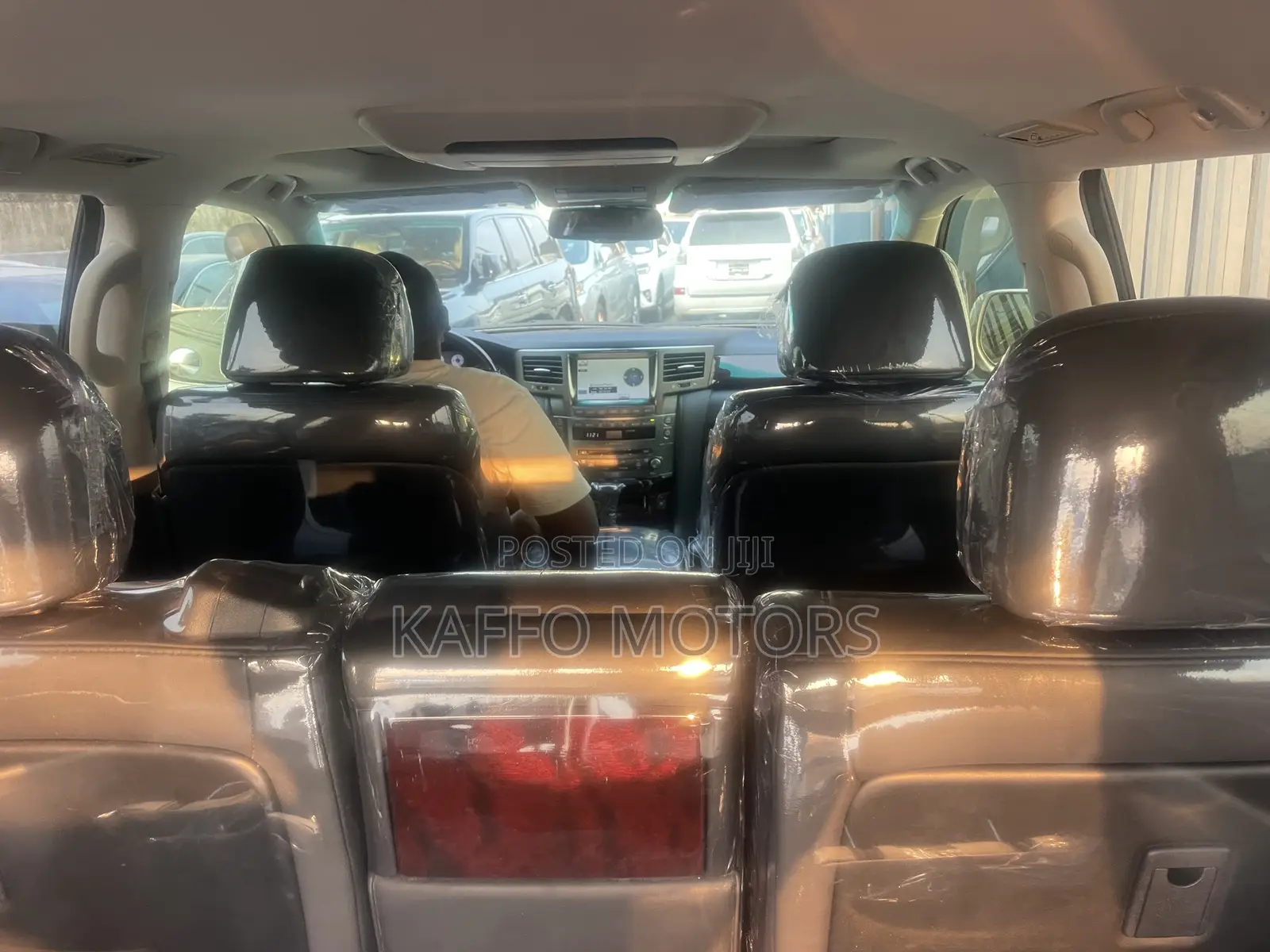 Lexus LX 570 2011 Silver