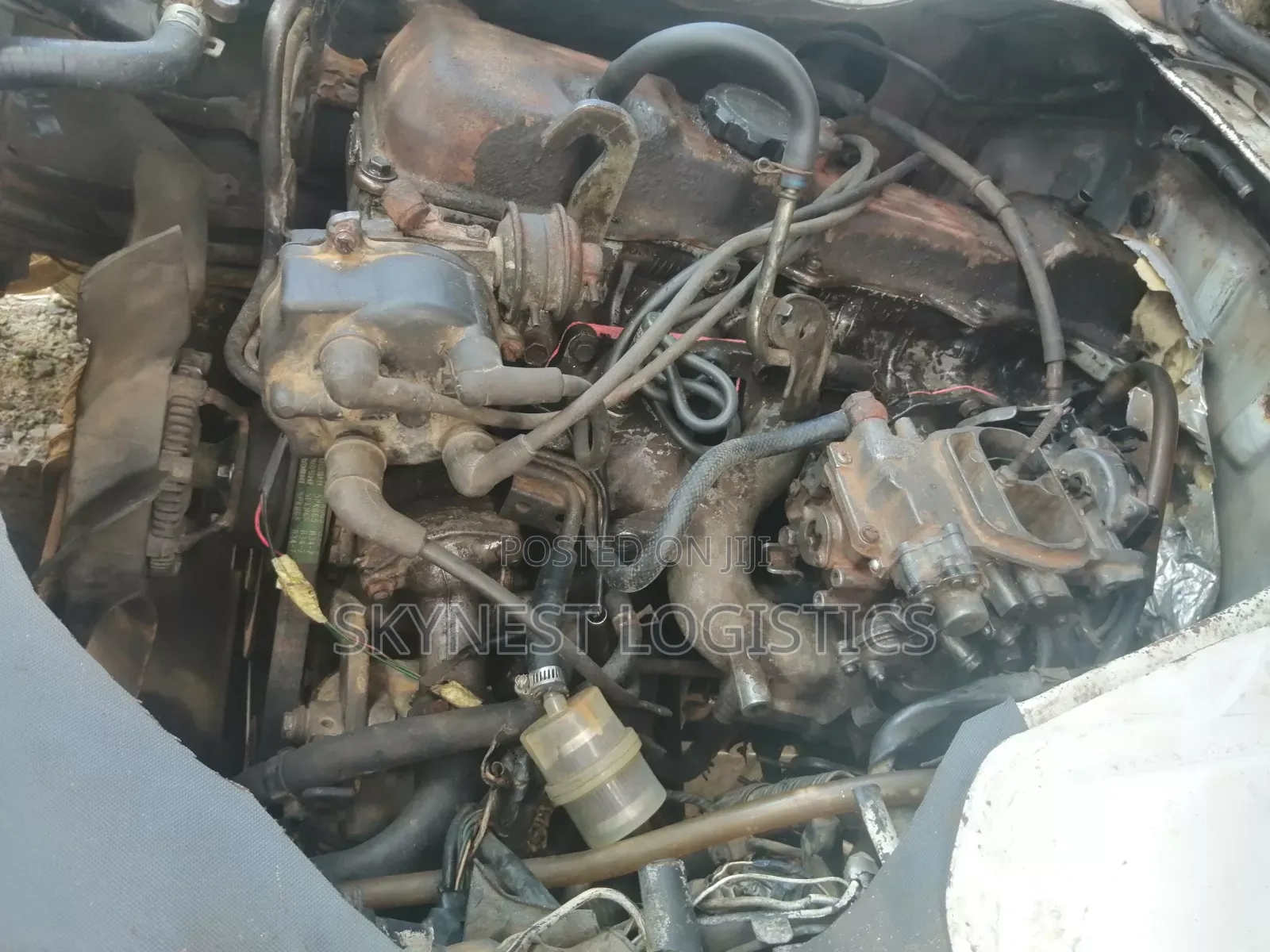 Toyota HiAce 2002 White