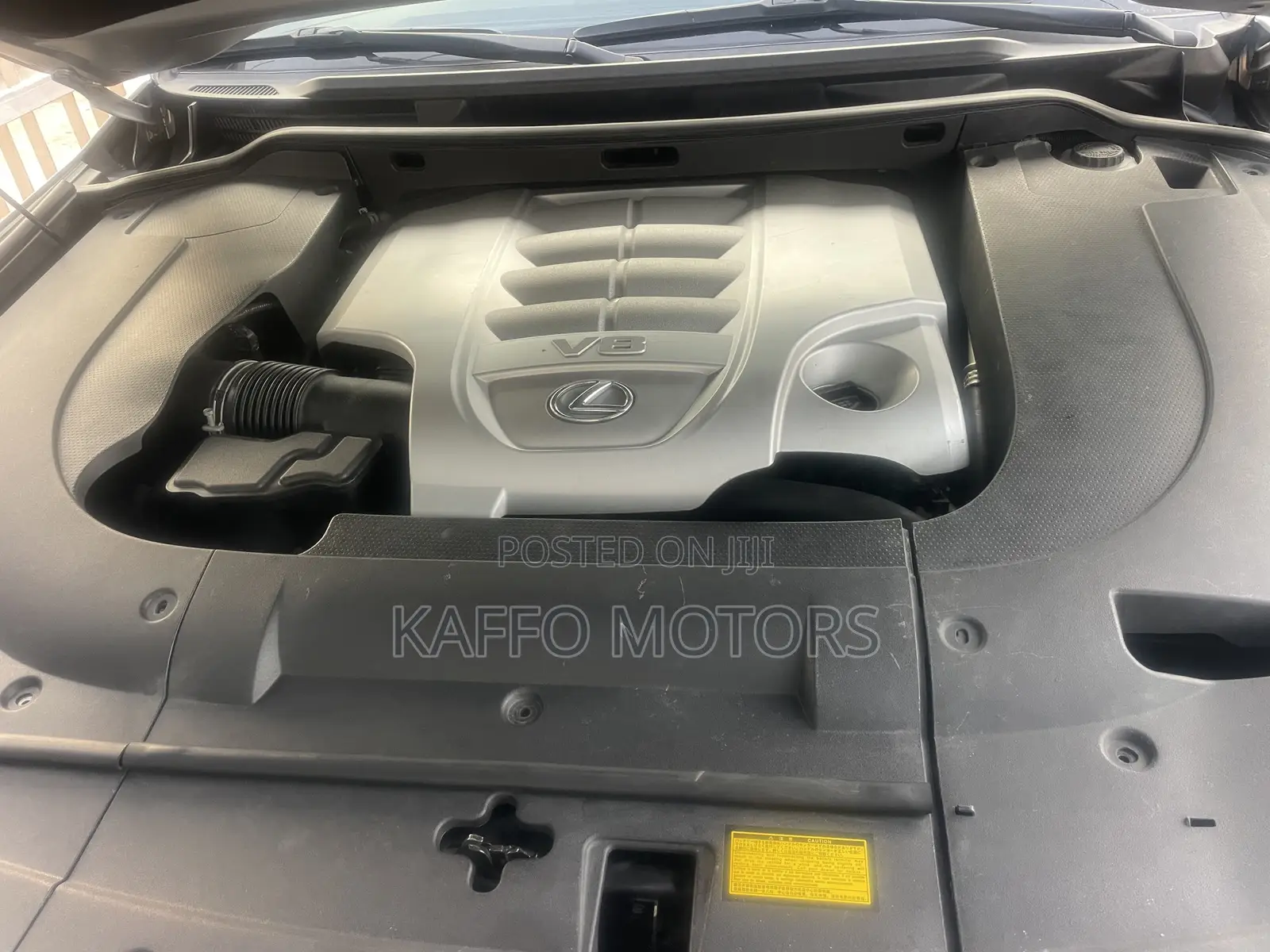 Lexus LX 570 2011 Silver