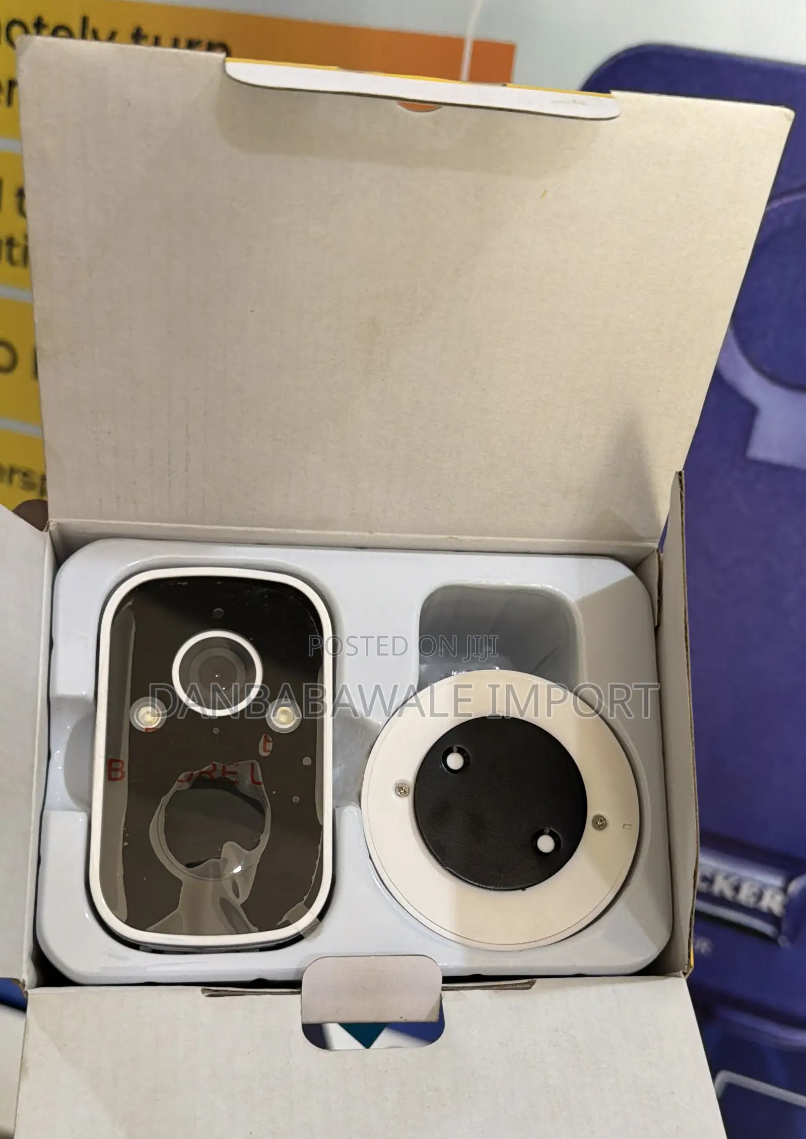 Observer Portable Indoor Solar CCTV Camera