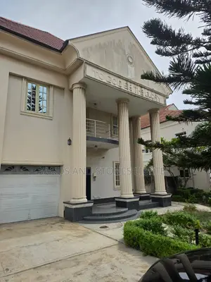 6bdrm House in Nicon Town for sale