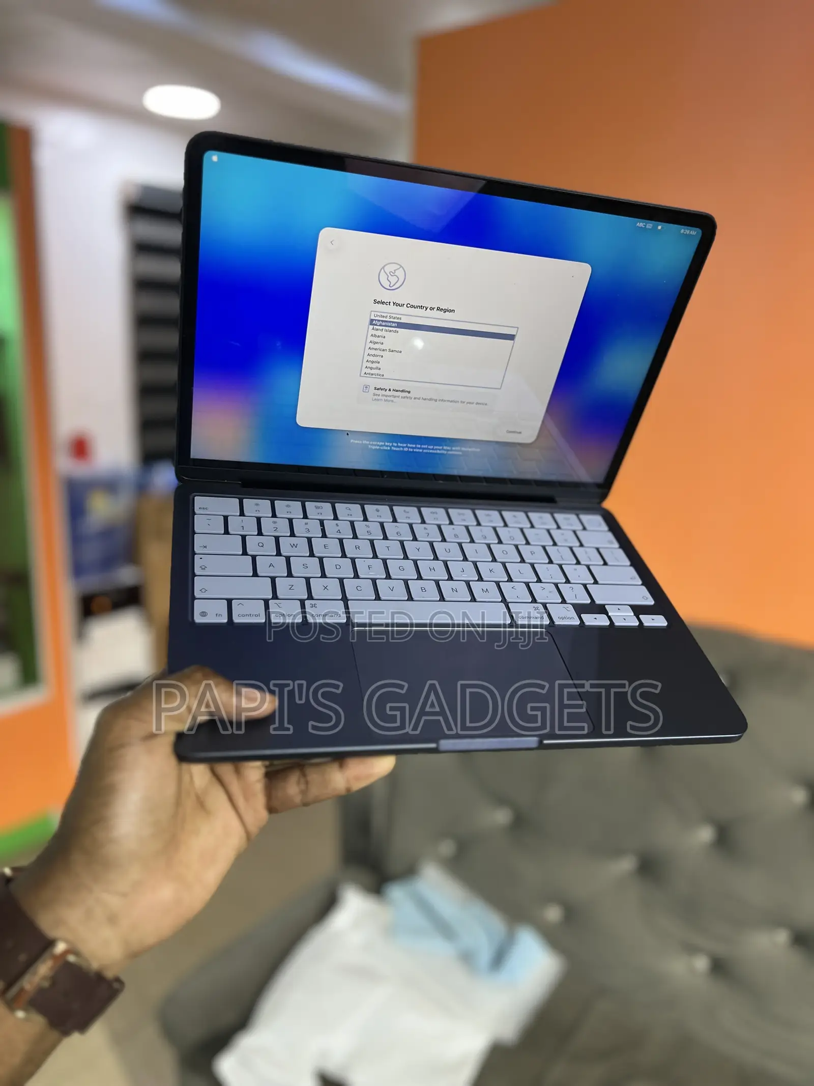 Laptop Apple MacBook Neo 2026 8GB SSD 512GB