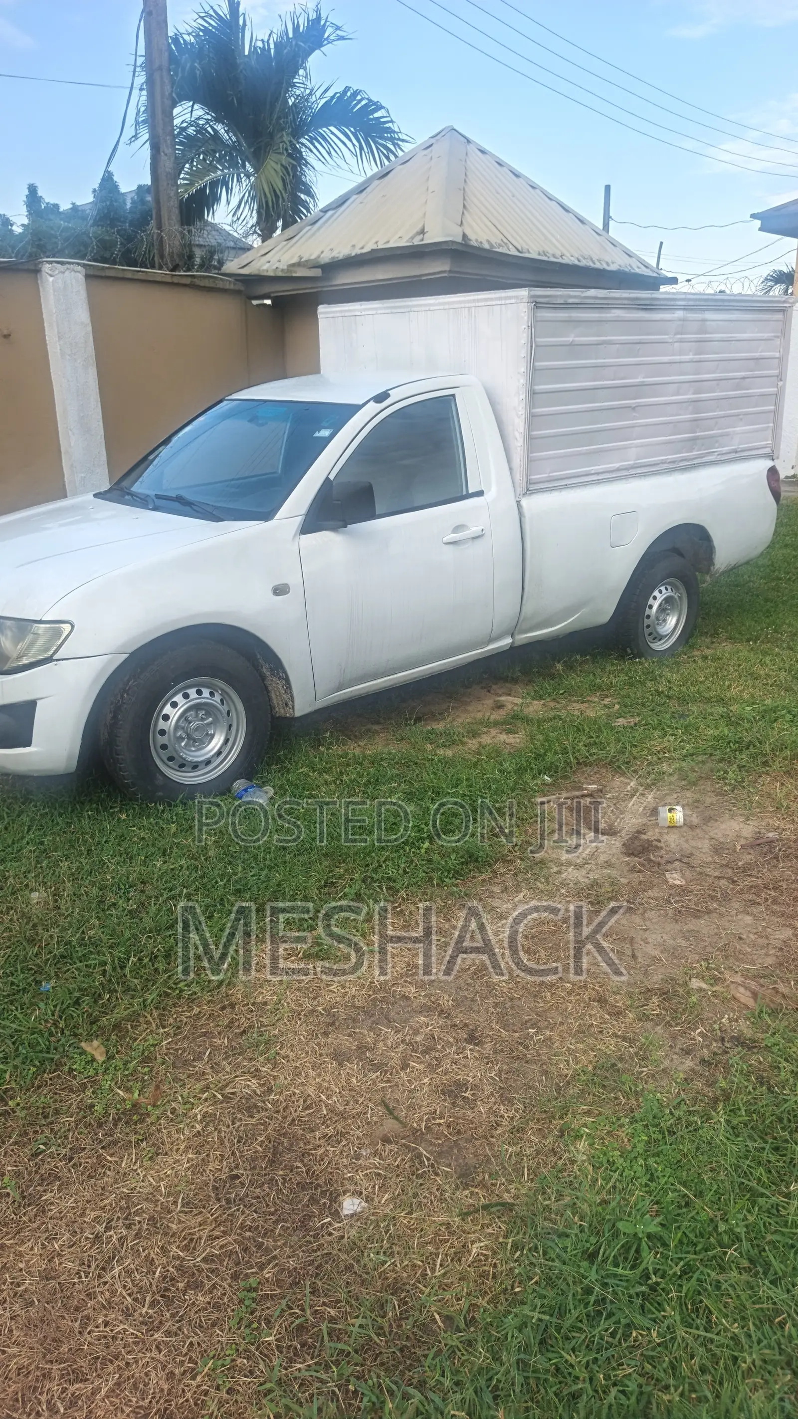 Mitsubishi L200 2012 White