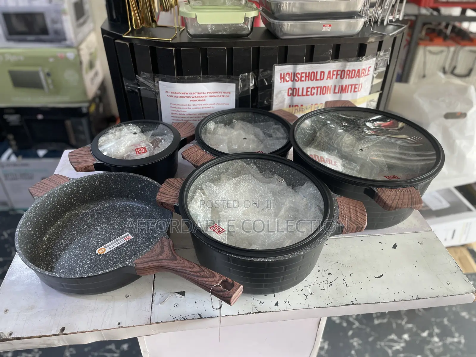 5 Piece Black Non Stick Pot