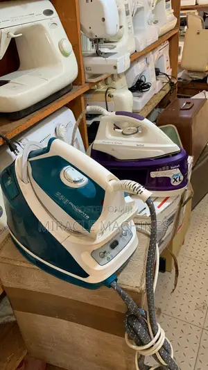 Steam Iron With Large Tank