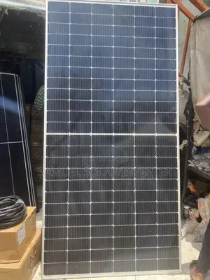 Jinko 550watts Solar Panel