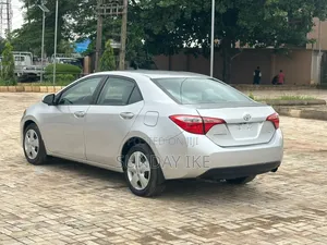 Toyota Corolla 2015 Silver