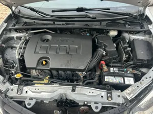 Toyota Corolla 2015 Silver