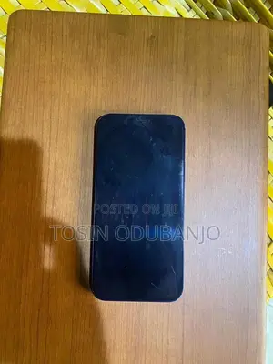 Apple iPhone 12 64 GB Black