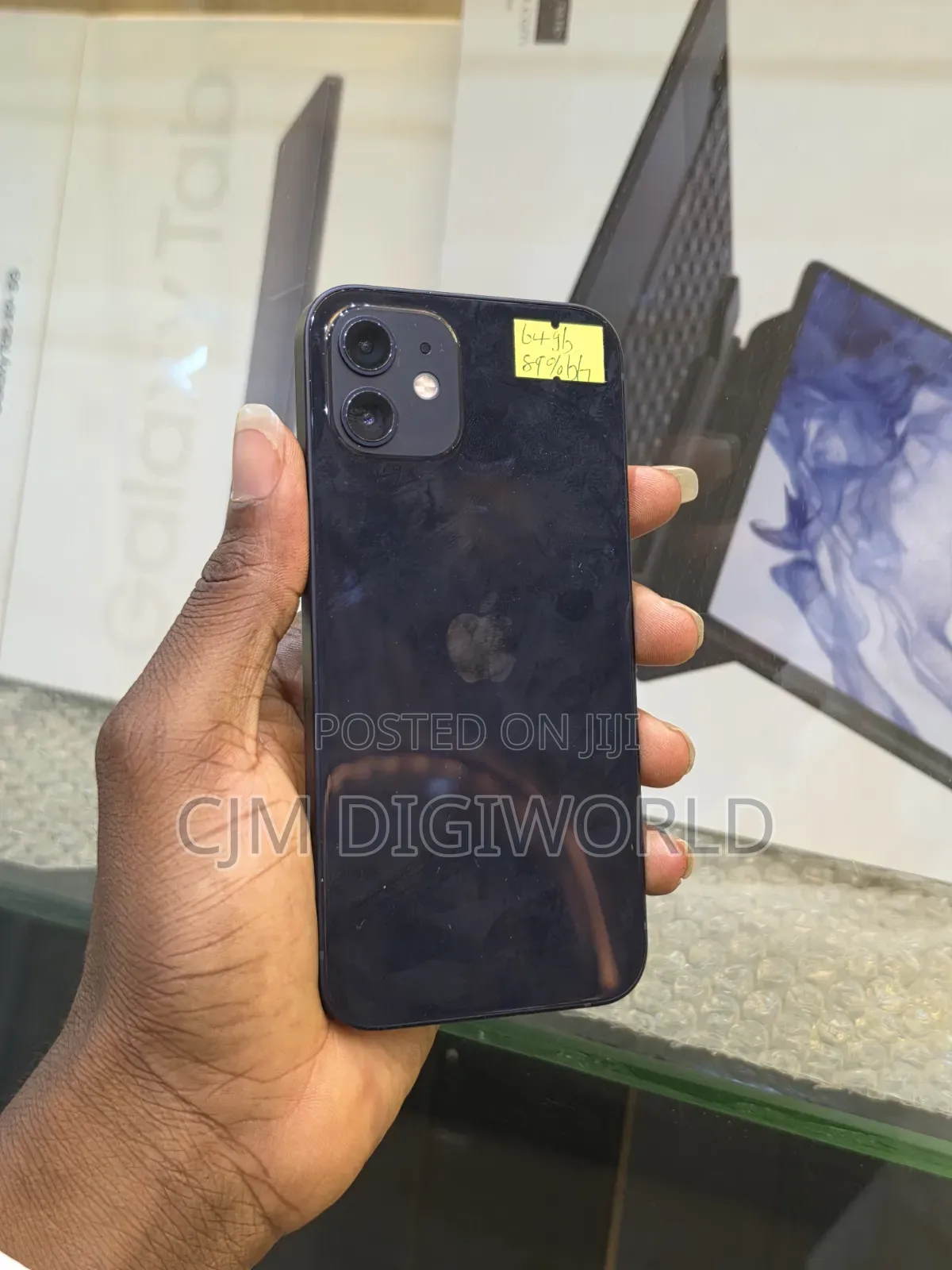 Apple iPhone 12 64 GB Black