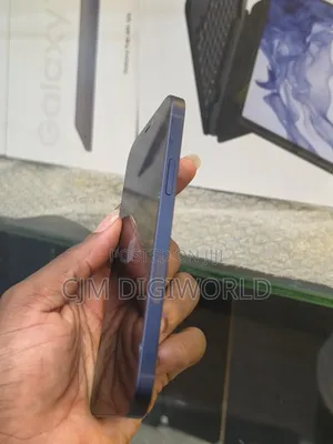 Apple iPhone 12 64 GB Black