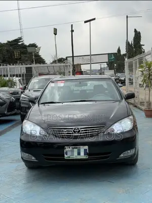 Toyota Camry XLE V6 4dr Sedan (3.0L 6cyl 5A) 2006 Black