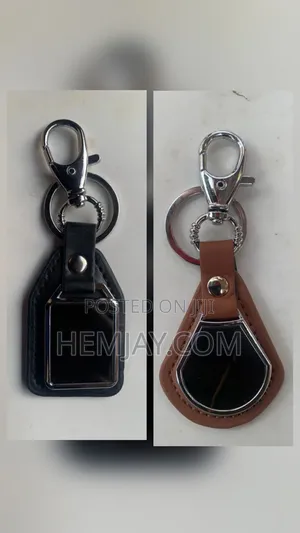 (12pcs) Luxurious Leather Keyholder....Click to See Different Designs