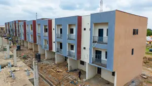 2bdrm Maisonette in FHA for sale
