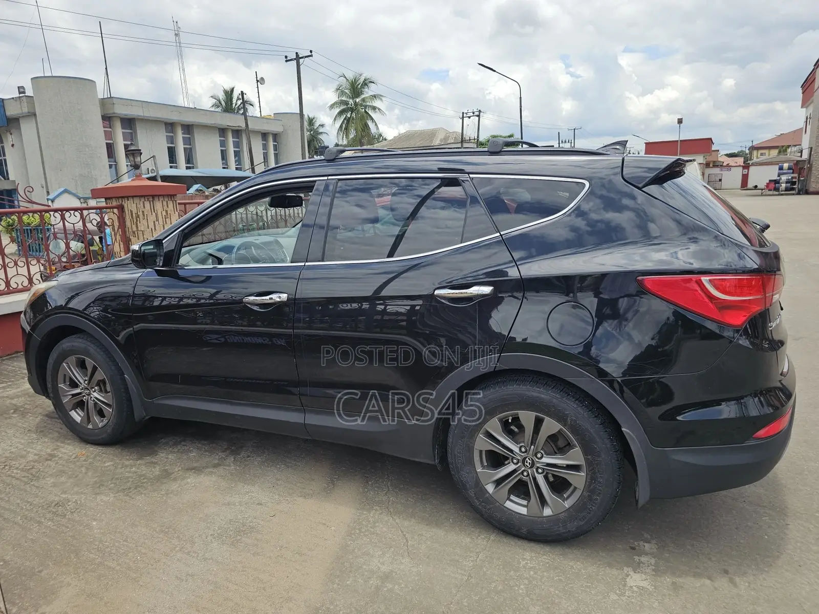 Hyundai Santa Fe 2013 Black