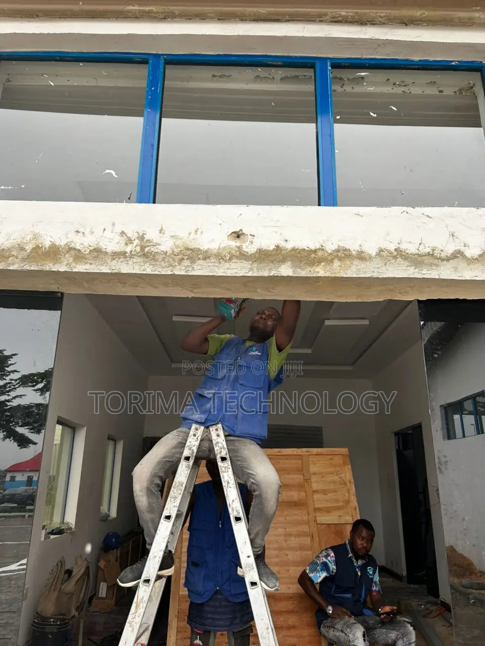 Automatic Sensor Door Installation