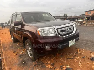 Honda Pilot 2010 Red